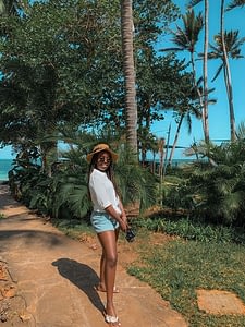Click to view full screen Tropical Day Preset Pack photo review
